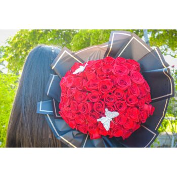 Bouquet of Roses in a Wrap